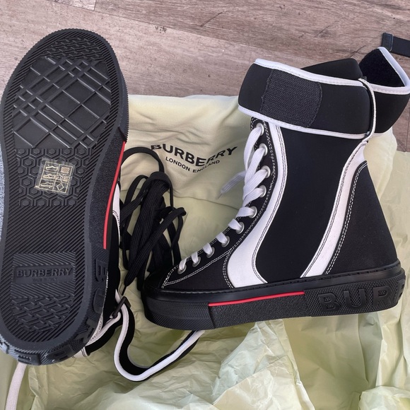 Burberry high top sneakers - Picture 2 of 7